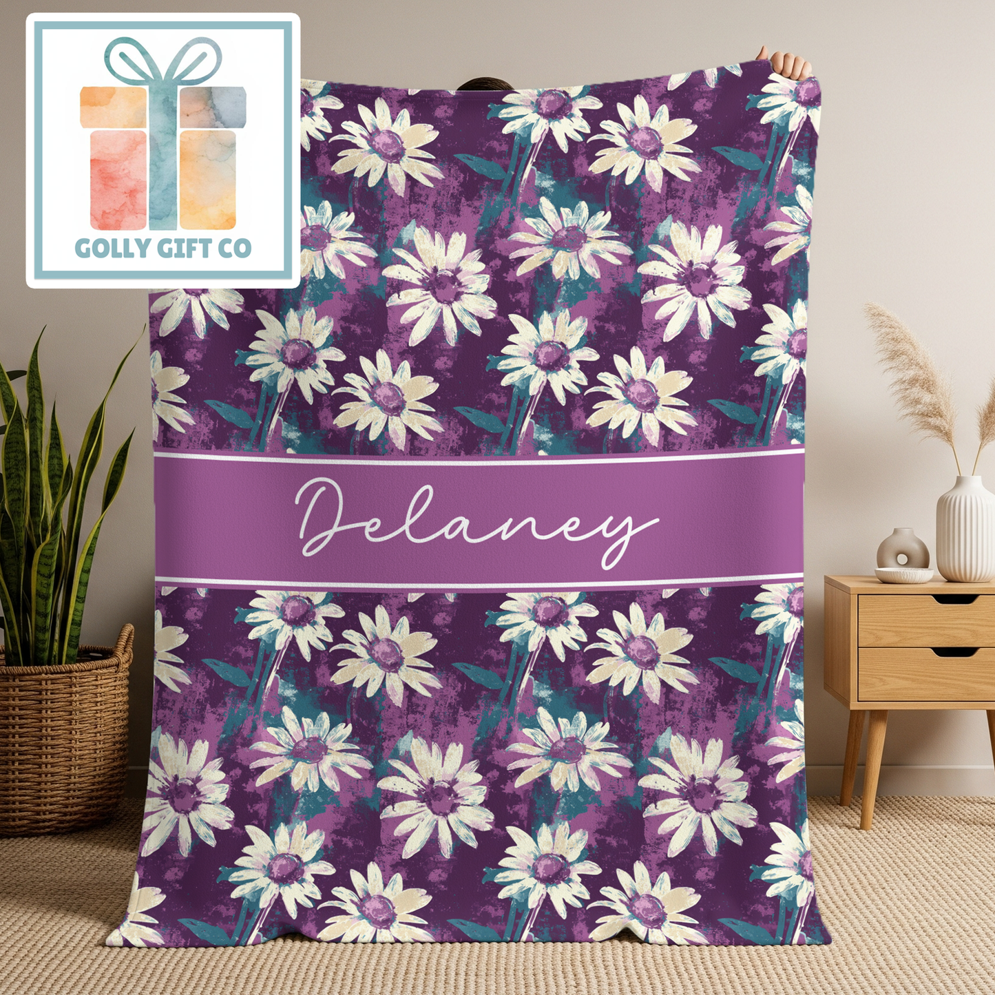 Personalized Purple Daisy Fleece Blanket with Name, Custom Floral Throw Blanket, Artistic Home Decor Gift for Her