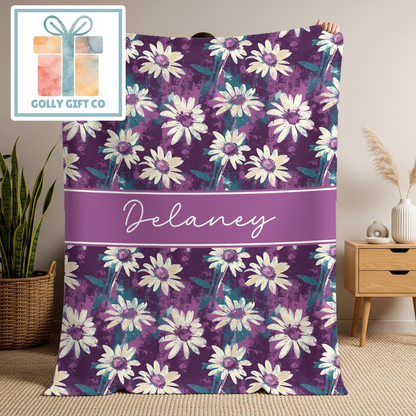 Personalized Purple Daisy Fleece Blanket with Name, Custom Floral Throw Blanket, Artistic Home Decor Gift for Her